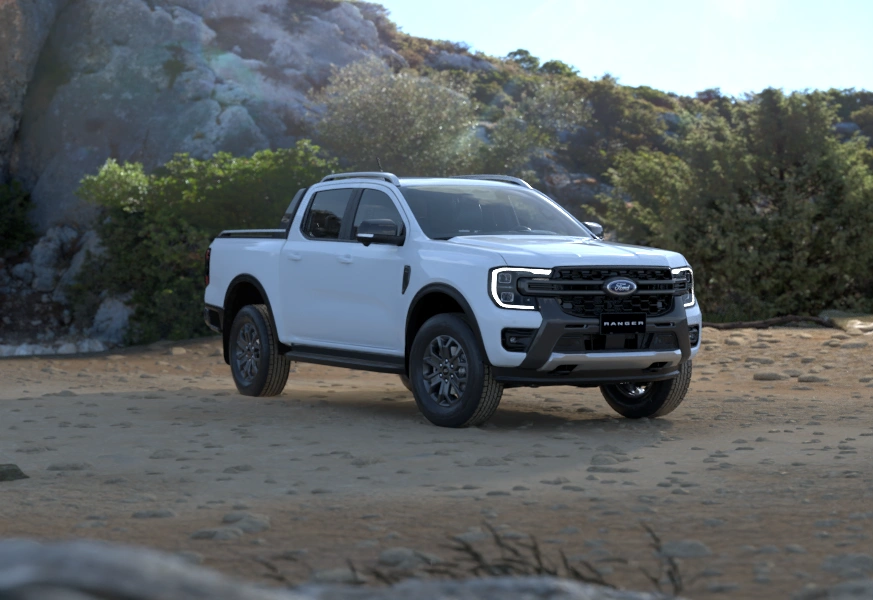 vn-wildtrak-frozen-white-01